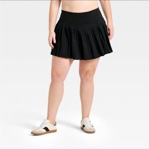 NEW: Women's High-Rise Woven Pleated Skort
- All In Motion XXL Moisture Wicking